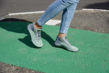 Load image into Gallery viewer, go: kiwi